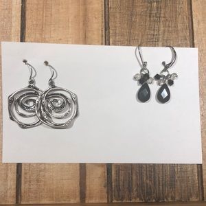 Pair of 2 Fashion dangle earrings. Great condition